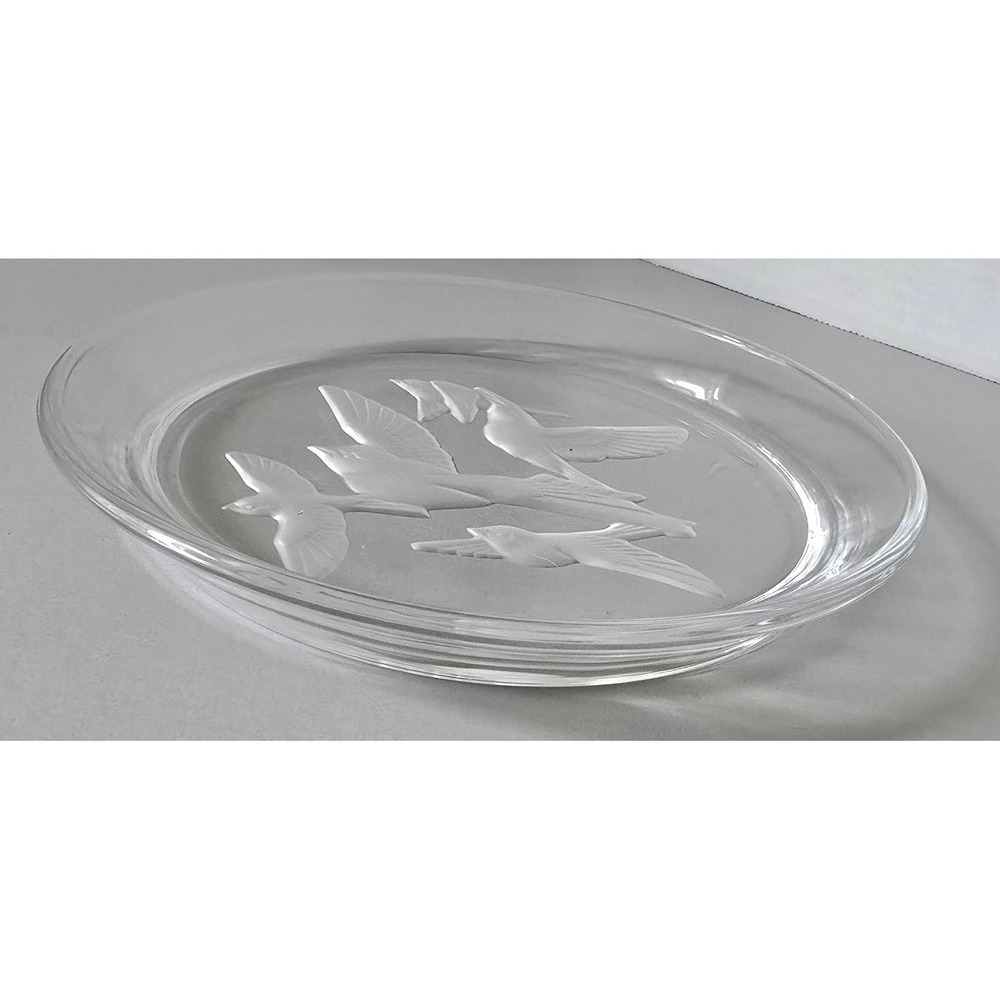 Sasaki Japan Wings Crystal 7 Inch Plate Intaglio Frosted Bird Design Clear Glass
